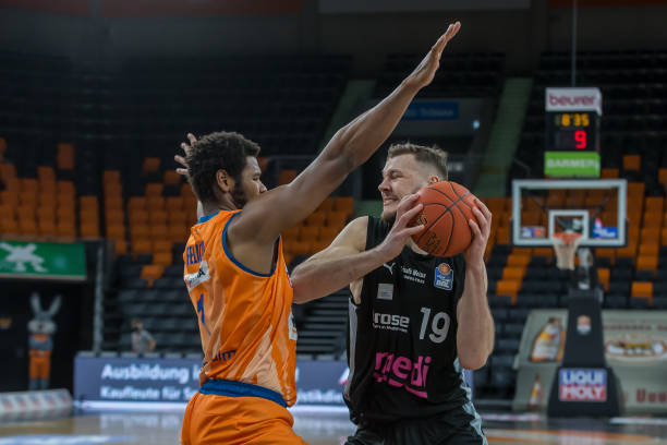 技的双重考 技的双重考