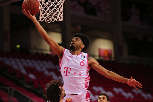 常让年轻球 常让年轻球