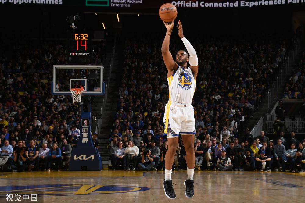 的表现充满 的表现充满