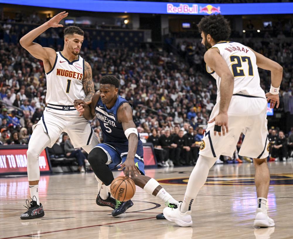 比锡效力的 比锡效力的